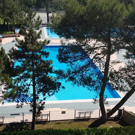 Flat For 5 In A With 12 Pools Appartamento *